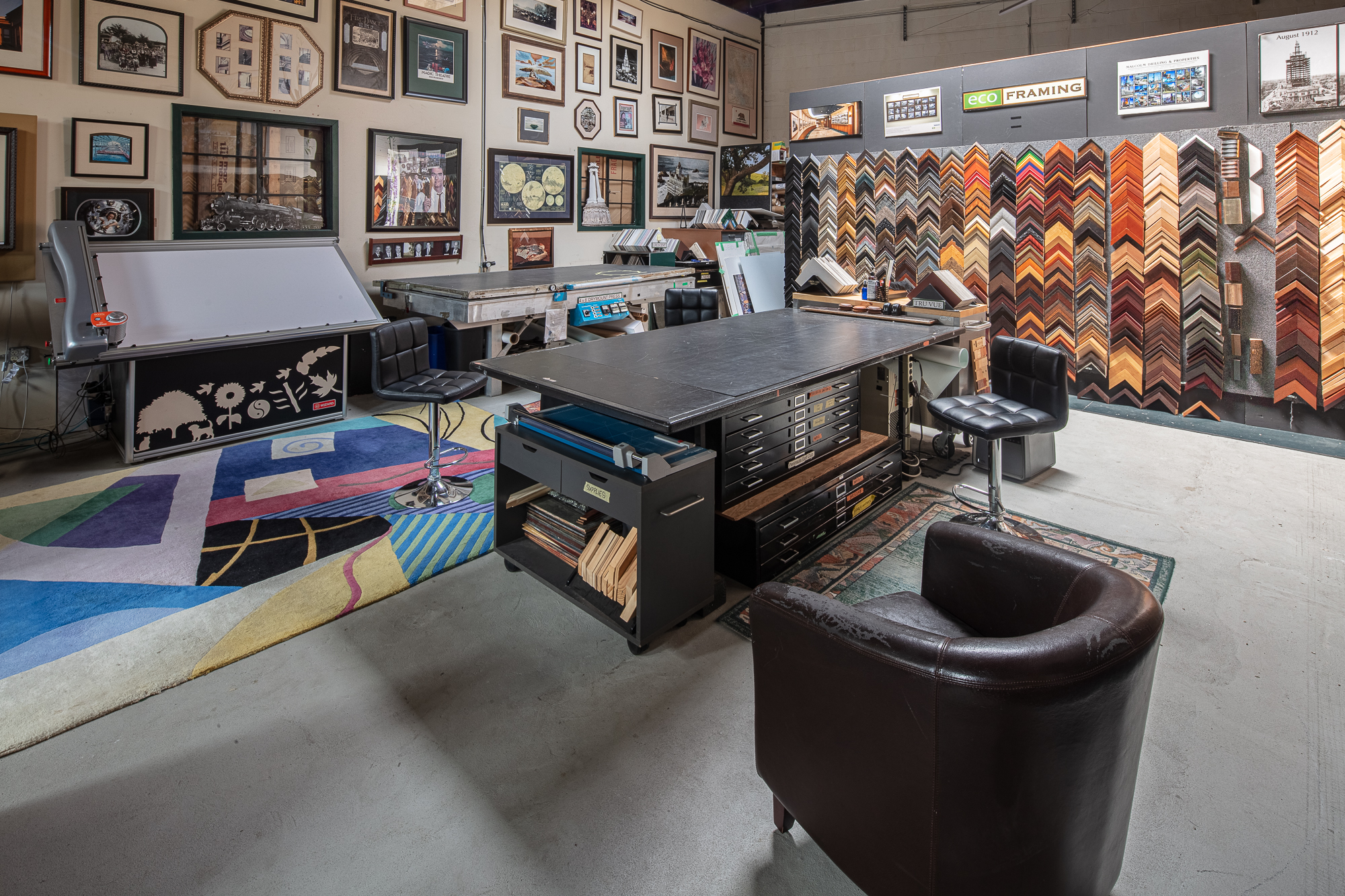 design area, custom framing, gallery